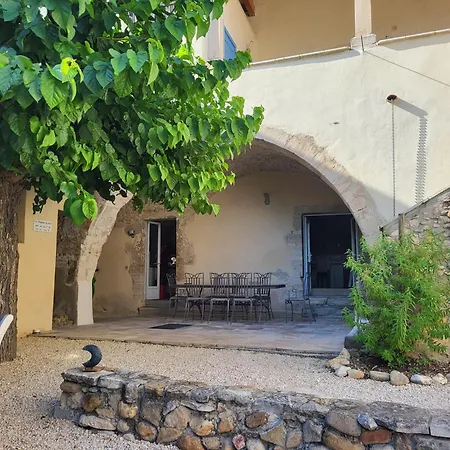 Les Parfums Du Midi 4* Saint-Victor-de-Malcap