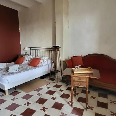 Bed & Breakfast Les Parfums Du Midi 4*