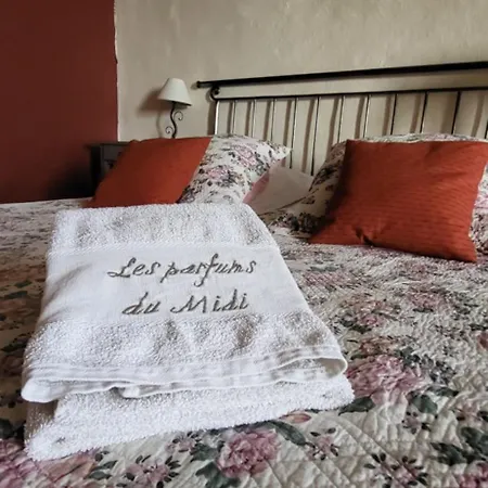 Les Parfums Du Midi Bed & Breakfast