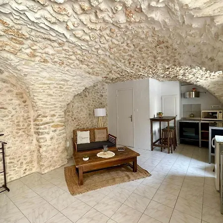 Les Parfums Du Midi Oda ve Kahvaltı Saint-Victor-de-Malcap
