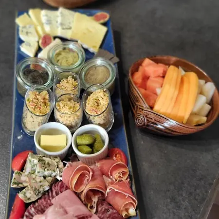 Les Parfums Du Midi 4* Saint-Victor-de-Malcap