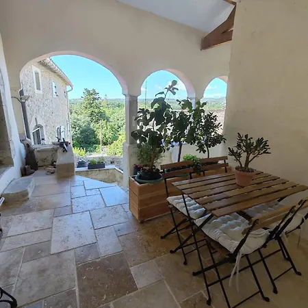 Alojamento de Acomodação e Pequeno-almoço Les Parfums Du Midi Saint-Victor-de-Malcap